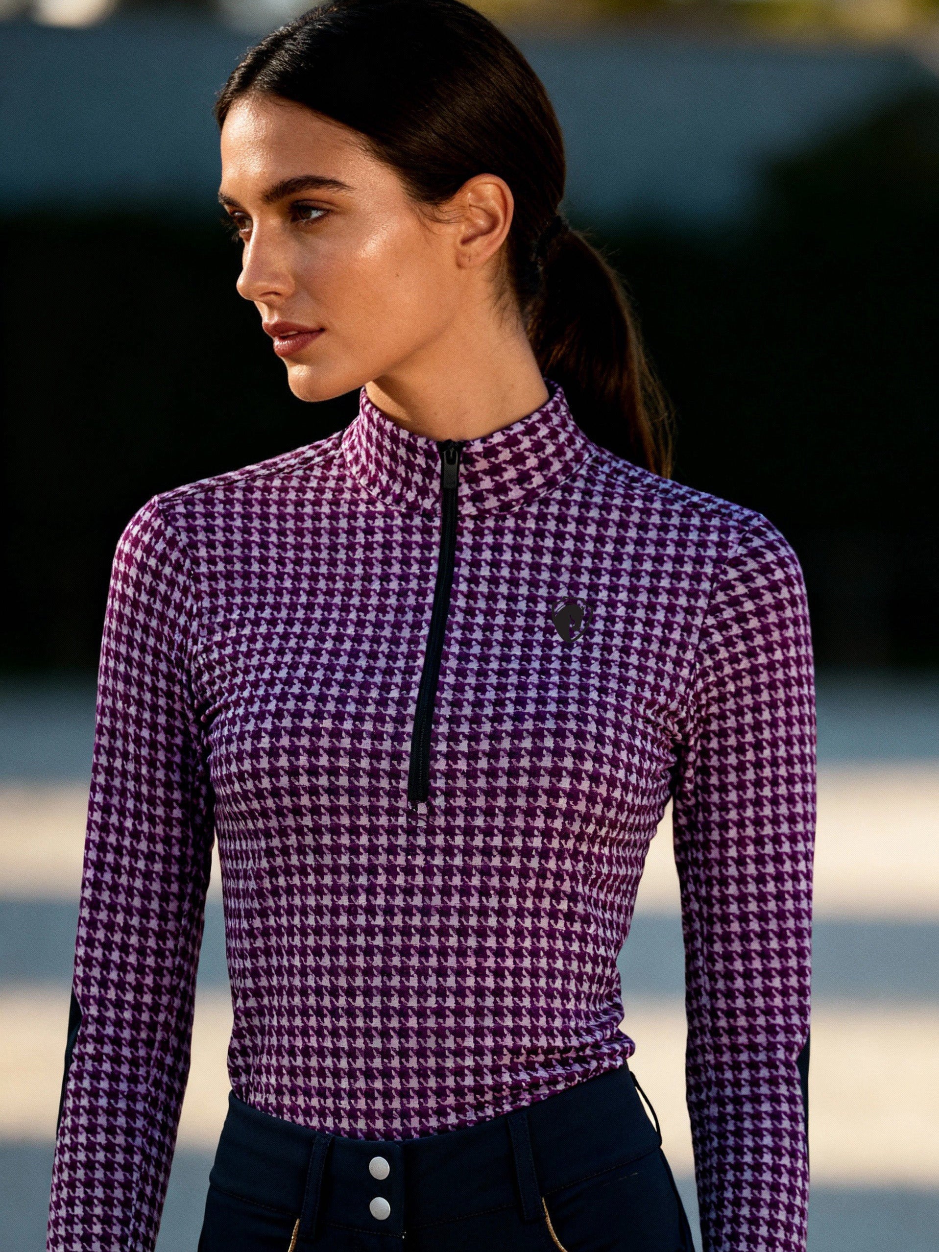 Prêt-à-porter Houndstooth Sweater, Black & Magenta